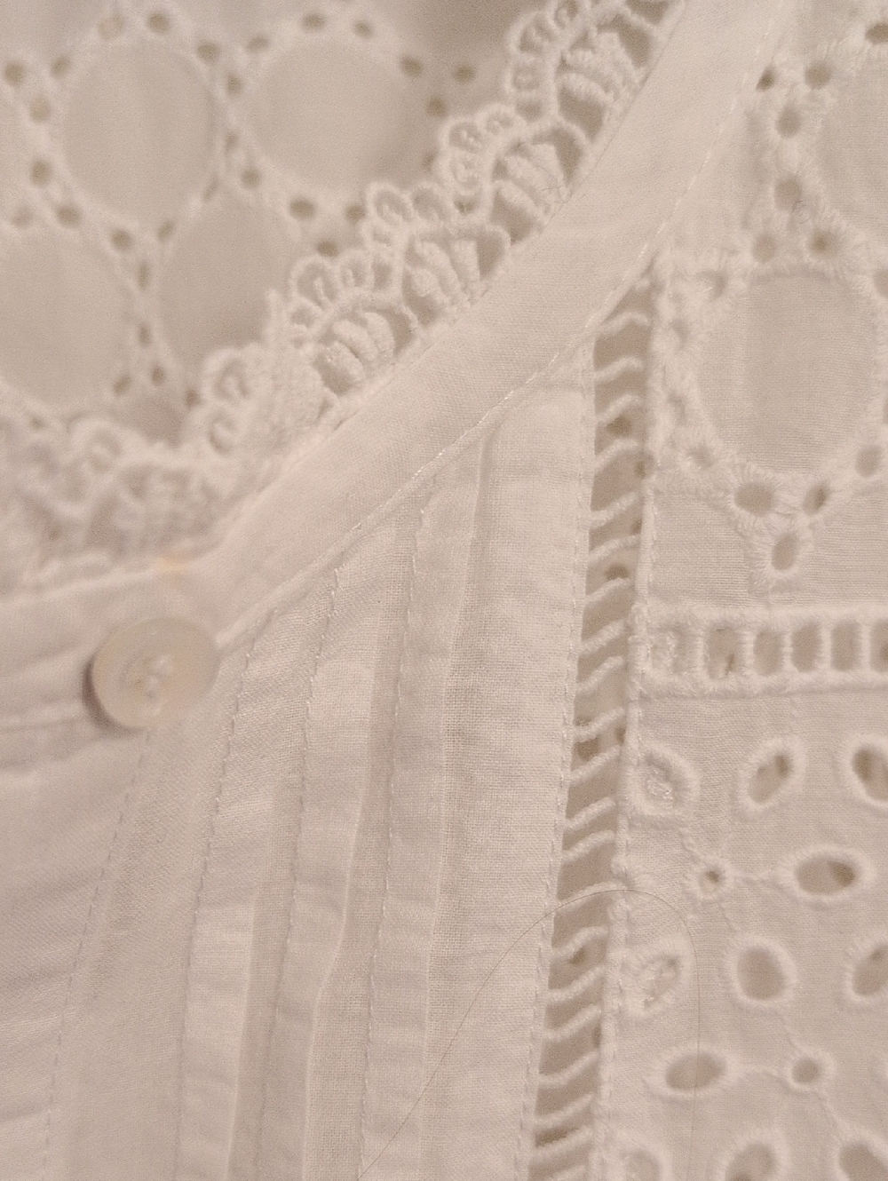 J. McLaughlin Eyelet Pointelle 100% Cotton Button Down Top - Incredible Detail!! - Picture 8 of 10